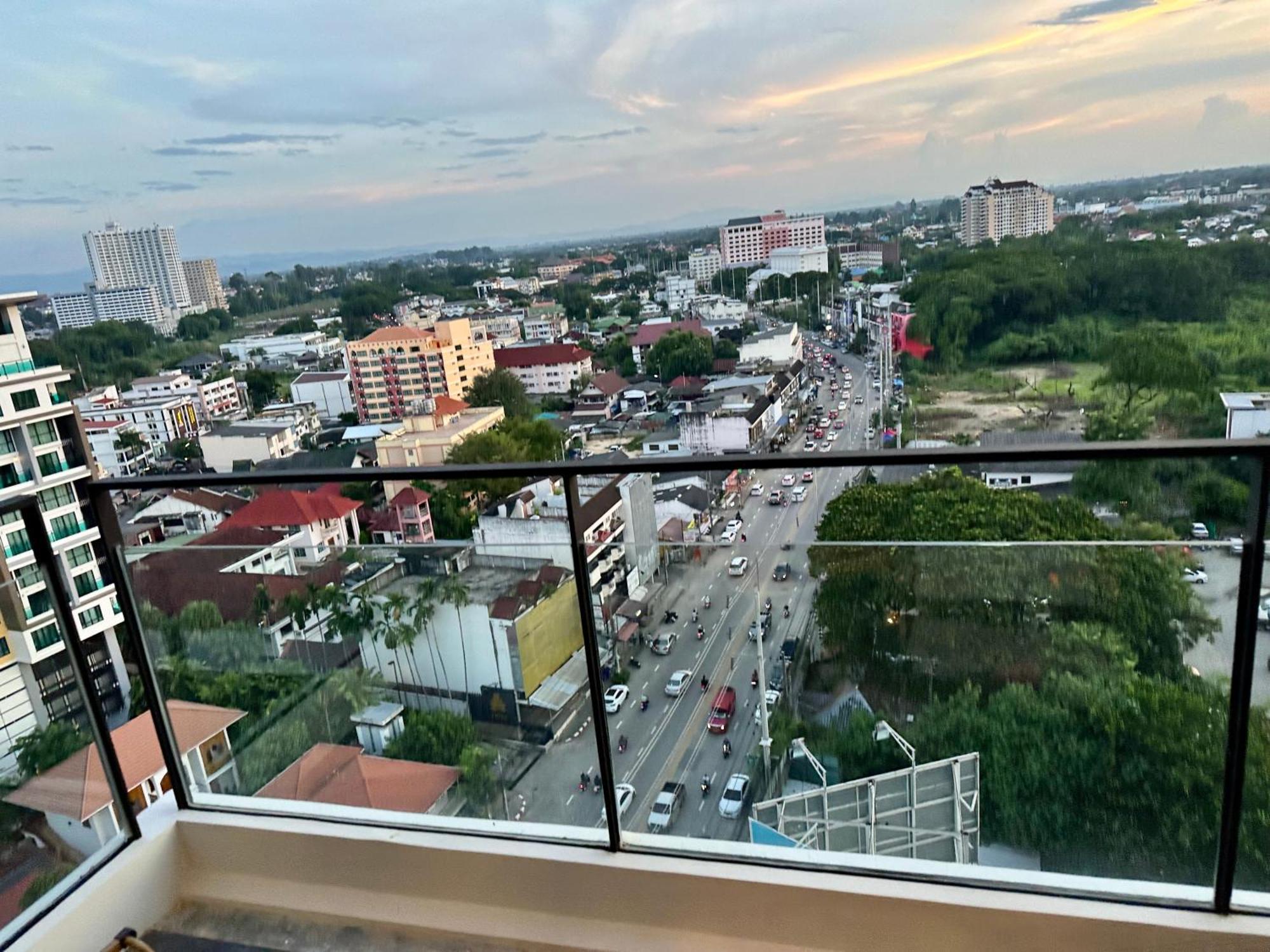 Astra Sky River Paronama Pool Luxury Changklan Csiangmaj Kültér fotó